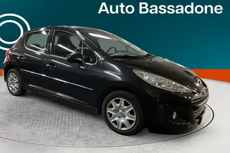 Peugeot 207, 1.4, 70 kW, бензин, механическая, передний привод