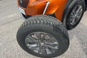 Peugeot 2008, электричество, автомат, передний привод