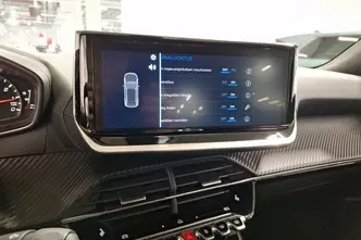 Peugeot 2008, 1.2, 96 kW, бензин, автомат, передний привод