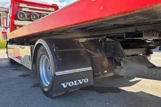 Volvo FL250 4X2, 188 kW, дизель, автомат