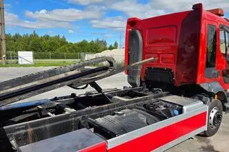 Volvo FL250 4X2, 188 kW, дизель, автомат
