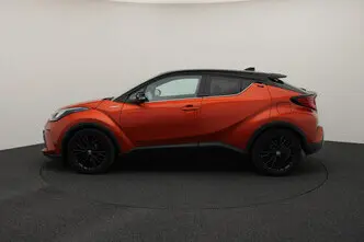 Toyota C-HR, 2.0, 112 kW, гибрид, автомат, передний привод