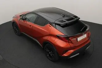 Toyota C-HR, 2.0, 112 kW, гибрид, автомат, передний привод