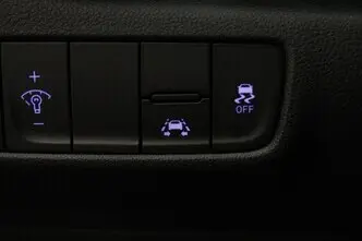 Hyundai Kona, 1.0, 88 kW, bensiin, manuaal, esivedu
