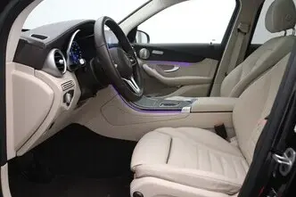 Mercedes-Benz GLC 300, 2.0, 155 kW, подключаемый гибрид, автомат, полный привод