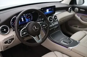 Mercedes-Benz GLC 300, 2.0, 155 kW, подключаемый гибрид, автомат, полный привод