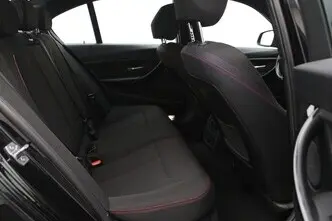 BMW 320, 2.0, 120 kW, дизель, механическая, задний привод