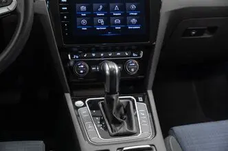 Volkswagen Passat, 1.4, 160 kW, подключаемый гибрид, автомат, передний привод