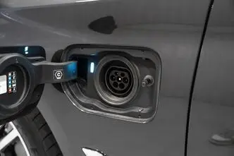 BMW 530, 2.0, 215 kW, подключаемый гибрид, автомат, полный привод