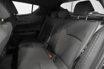 Toyota C-HR, 1.8, 90 kW, подключаемый гибрид, автомат, передний привод