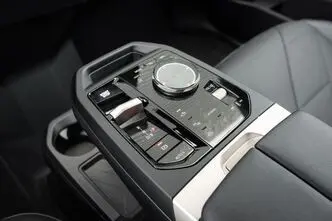 BMW IX50, 385 kW, электричество, автомат, полный привод