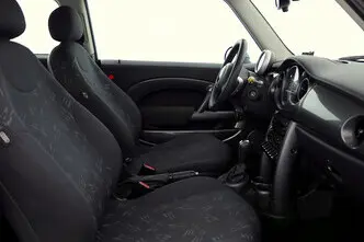 MINI Cooper, 1.6, 89 kW, bensiin, automaat, esivedu