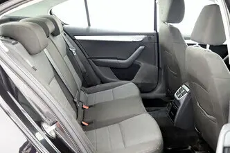 Škoda Octavia, 1.4, 140 kW, bensiin, manuaal, esivedu