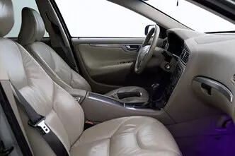 Volvo V70, 2.4, 140 kW, bensiin+lpg, automaat, esivedu