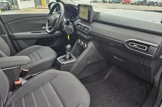Dacia Jogger, 1.6, 103 kW, hübriid, automaat, esivedu