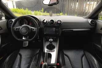 Audi TT, 2.0, 147 kW, bensiin, manuaal, esivedu