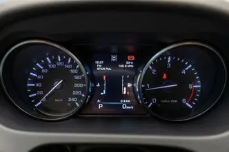 Land Rover Discovery Sport, 2.0, 132 kW, diesel, automatic, four-wheel drive