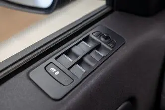 Land Rover Discovery Sport, 2.0, 132 kW, diesel, automatic, four-wheel drive