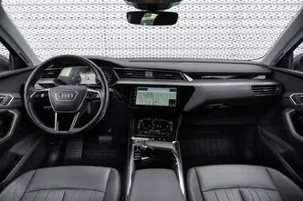 Audi e-tron, 230 kW, электричество, автомат, полный привод