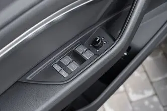Audi e-tron, 230 kW, электричество, автомат, полный привод