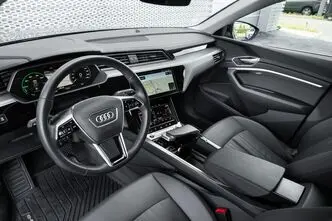 Audi e-tron, 230 kW, электричество, автомат, полный привод
