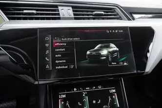 Audi e-tron, 230 kW, электричество, автомат, полный привод