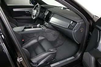 Volvo V90 Cross Country, 2.0, 183 kW, hübriid, automaat, nelikvedu
