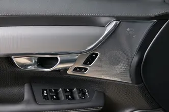 Volvo V90 Cross Country, 2.0, 183 kW, hübriid, automaat, nelikvedu
