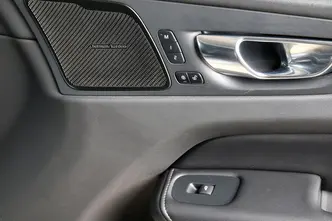 Volvo XC60, 2.0, 183 kW, hübriid, automaat, nelikvedu