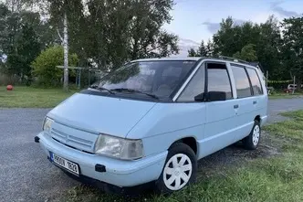 Renault Espace, 2.2, 79 kW, petrol, manual, front-wheel drive