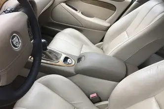 Jaguar S-Type, 2.5, 147 kW, bensiin, manuaal, tagavedu