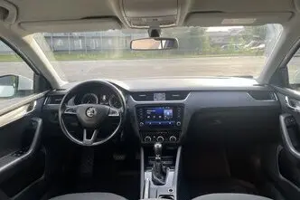 Škoda Octavia, 1.6, 85 kW, diisel, automaat, esivedu