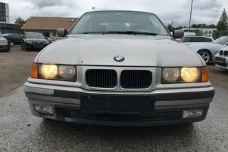 BMW 318, 1.8, 103 kW, bensiin, automaat, tagavedu