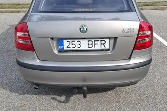 Škoda Octavia, 1.6, 75 kW, bensiin, manuaal, esivedu