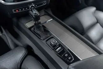 Volvo V60, 2.0, 110 kW, diesel, automatic, front-wheel drive