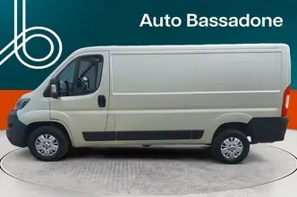 Peugeot Boxer, 2.0, 96 kW, diesel, manual, front-wheel drive