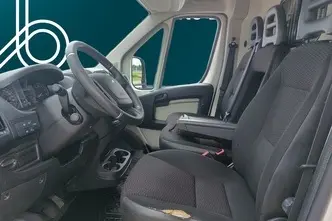 Peugeot Boxer, 2.0, 96 kW, diesel, manual, front-wheel drive