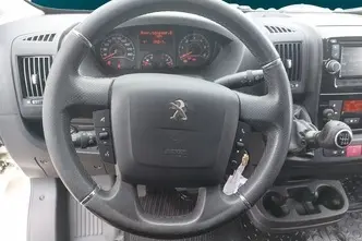 Peugeot Boxer, 2.0, 96 kW, diesel, manual, front-wheel drive