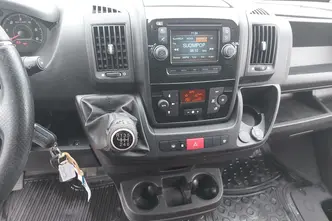 Peugeot Boxer, 2.0, 96 kW, diesel, manual, front-wheel drive