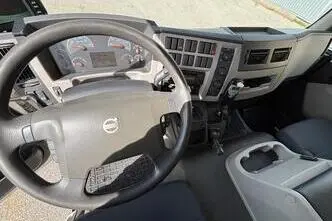 Volvo FL240, 181 kW, дизель, автомат