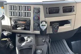Volvo FL240, 181 kW, дизель, автомат