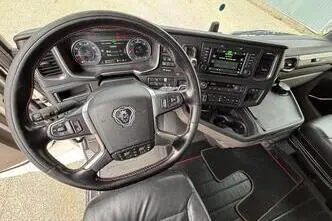 Scania S580, 427 kW, дизель, автомат