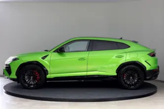 Lamborghini Urus, 4.0, 456 kW, гибрид, автомат, полный привод