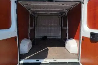 Peugeot Boxer, 2.2, 103 kW, дизель, автомат, передний привод