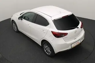 Mazda 2, 1.5, 66 kW, hybrid, manual, front-wheel drive
