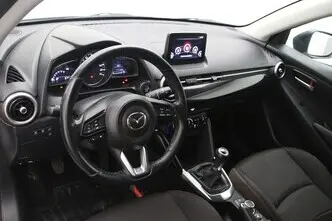Mazda 2, 1.5, 66 kW, hybrid, manual, front-wheel drive