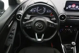 Mazda 2, 1.5, 66 kW, hybrid, manual, front-wheel drive