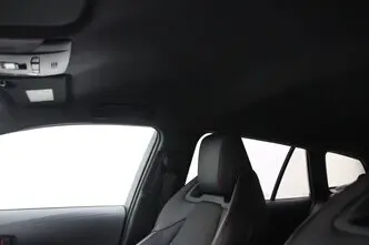 Toyota Corolla, 2.0, 112 kW, hübriid, automaat, esivedu