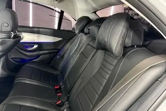 Mercedes-Benz E 400, 3.5, 245 kW, petrol, automatic, four-wheel drive