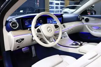 Mercedes-Benz E 200, 2.0, 135 kW, petrol, automatic, rear-wheel drive